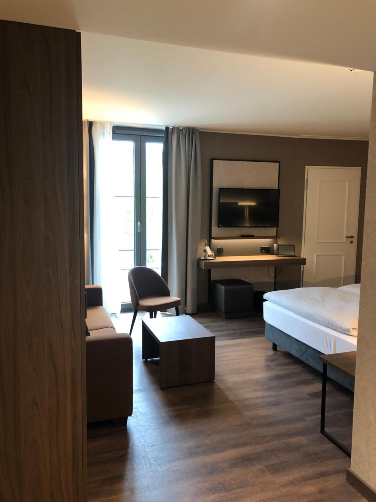 Karls Hotel Сигмаринген Екстериор снимка