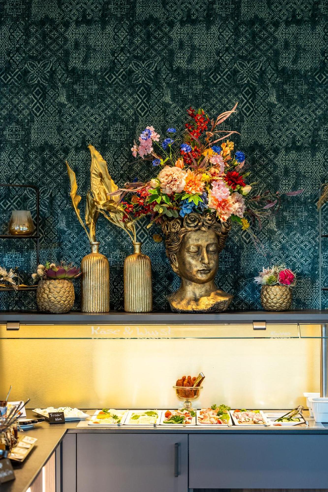 Karls Hotel Сигмаринген Екстериор снимка